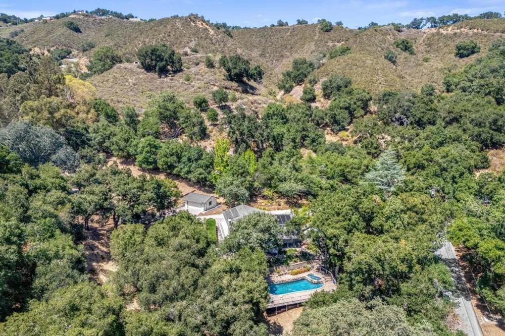 15565 Armsby Lane Morgan Hill, CA 95037
