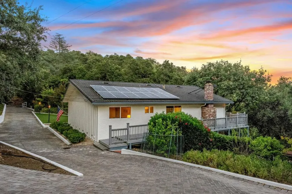 15565 Armsby Lane Morgan Hill, CA 95037