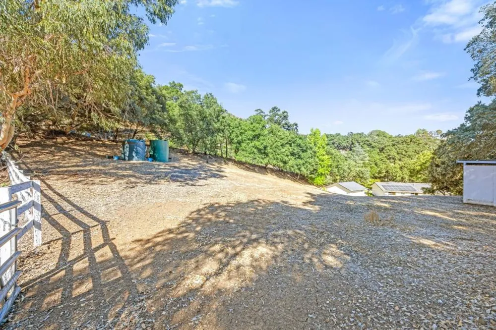 15565 Armsby Lane Morgan Hill, CA 95037