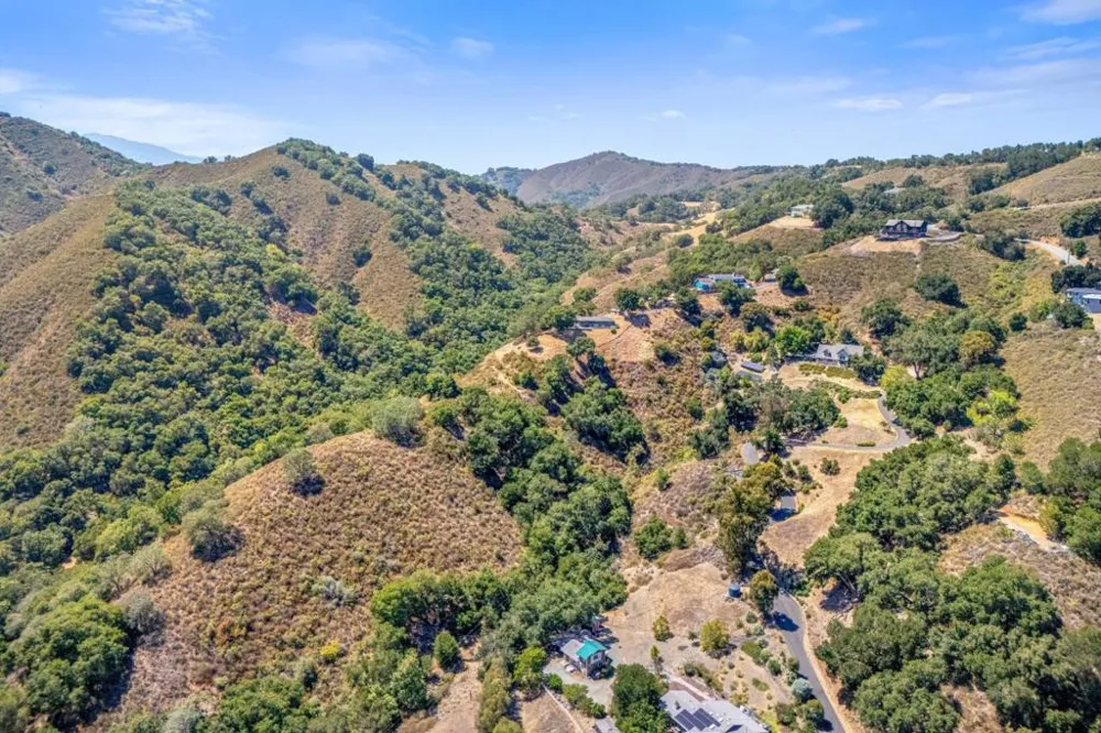 15565 Armsby Lane Morgan Hill, CA 95037