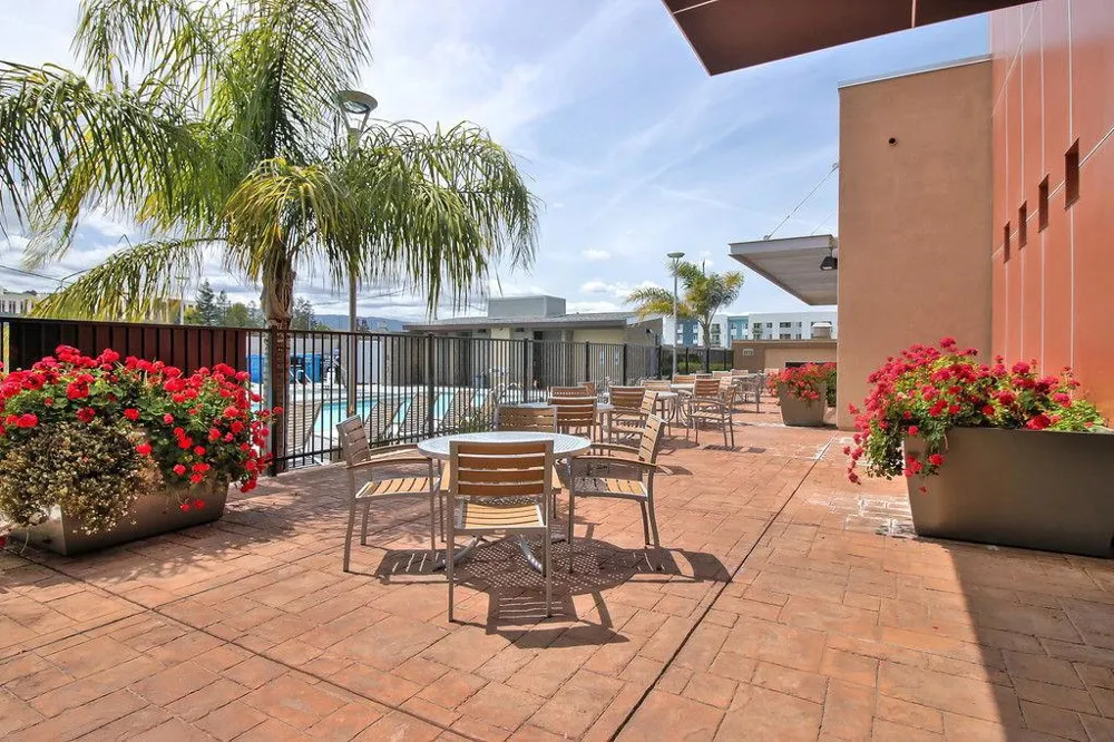 6041 Sunstone Drive San Jose, CA 95123