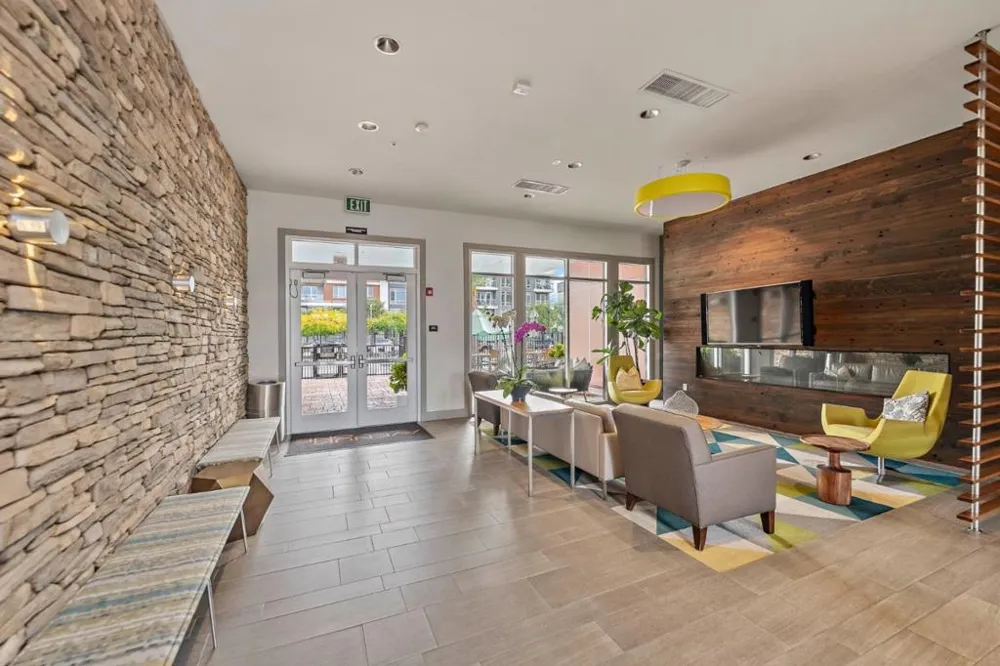 6041 Sunstone Drive San Jose, CA 95123