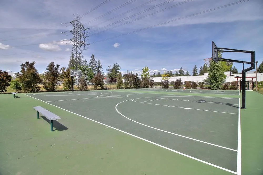 6041 Sunstone Drive San Jose, CA 95123
