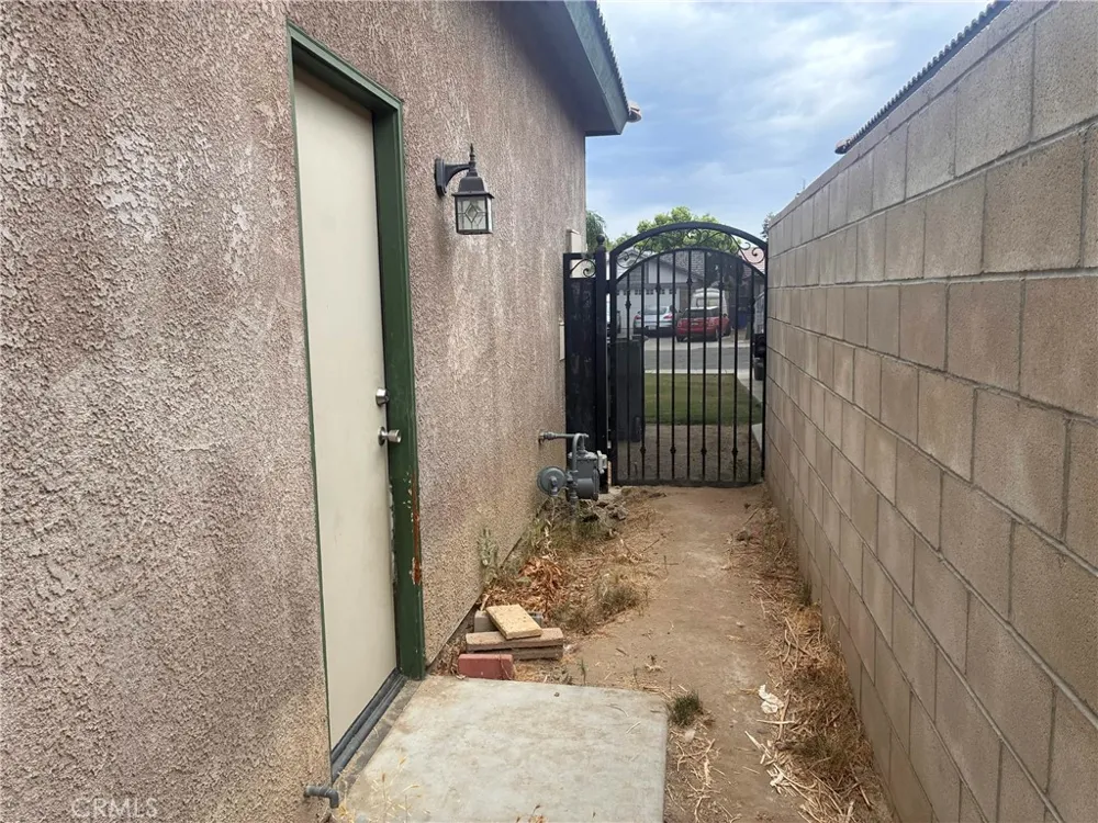 4100 Northwind Dr. Bakersfield, CA 93304