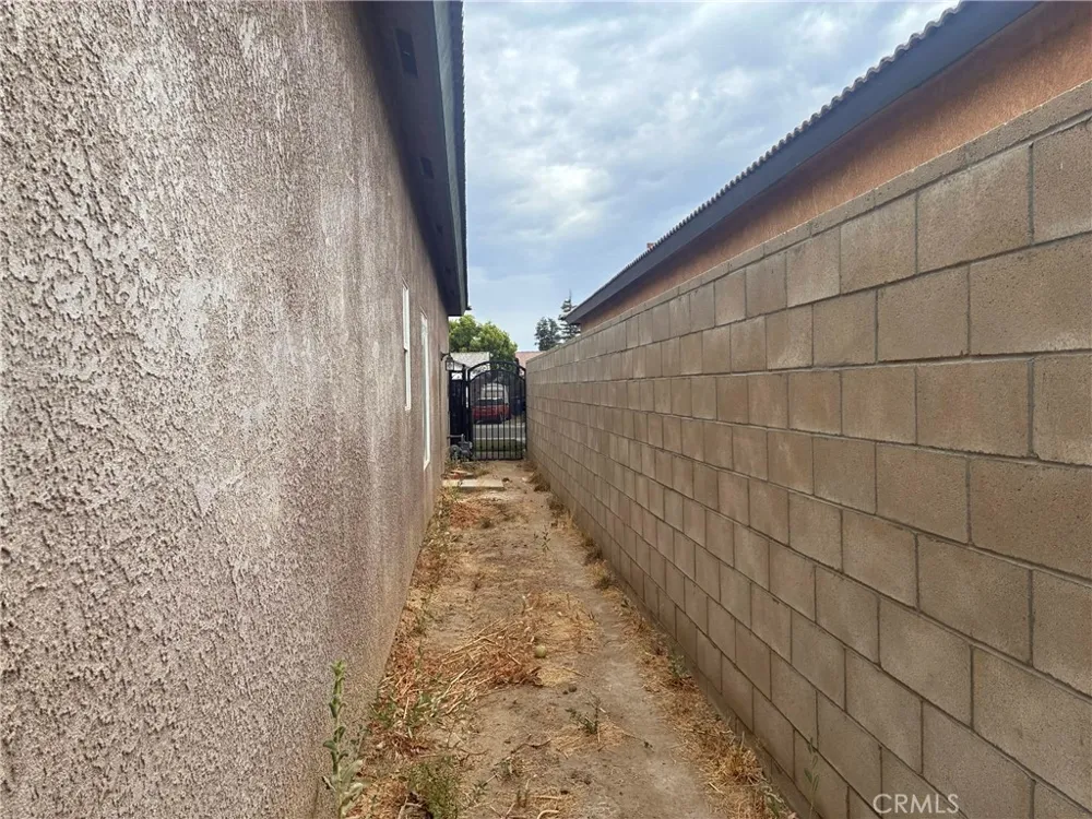 4100 Northwind Dr. Bakersfield, CA 93304