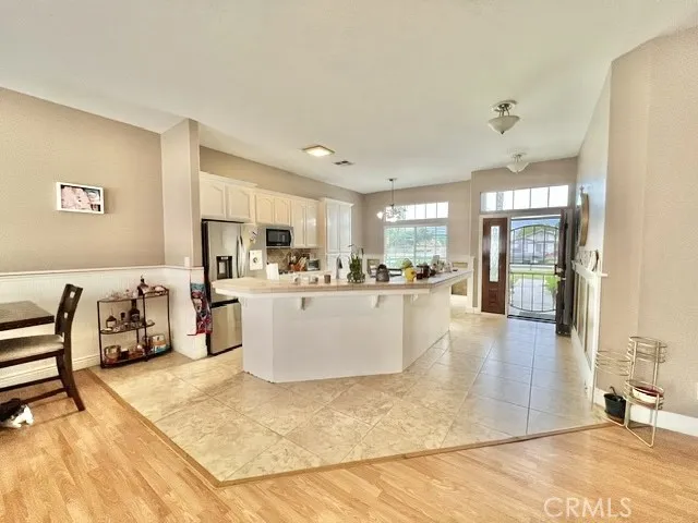 4100 Northwind Dr. Bakersfield, CA 93304
