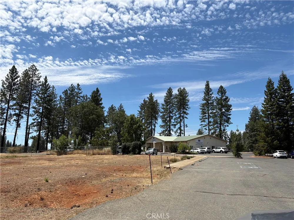 7224 Skyway Paradise, CA 95969