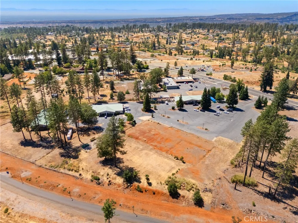 7224 Skyway Paradise, CA 95969