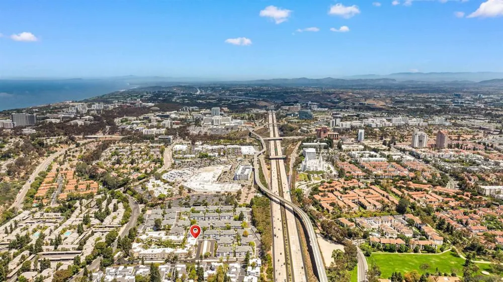8585 Via Mallorca #41 La Jolla, CA 92037