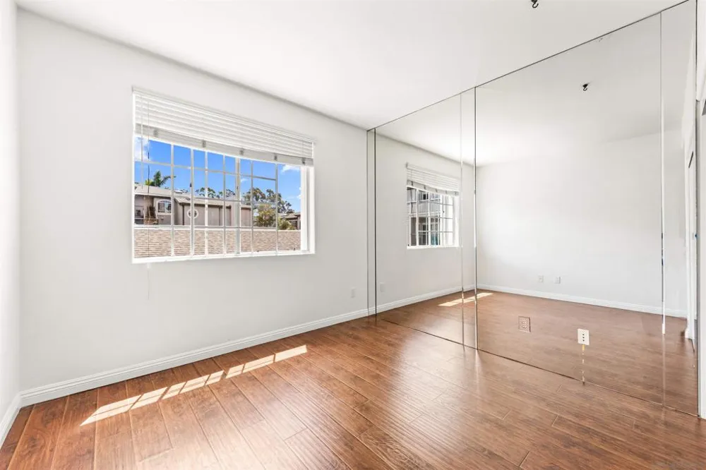 8585 Via Mallorca #41 La Jolla, CA 92037