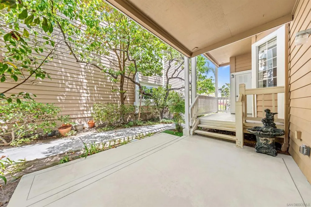 8585 Via Mallorca #41 La Jolla, CA 92037