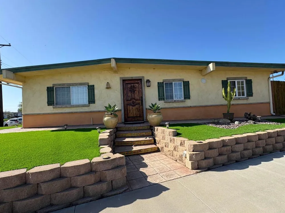 1032 Iris Ave Imperial Beach, CA 91932