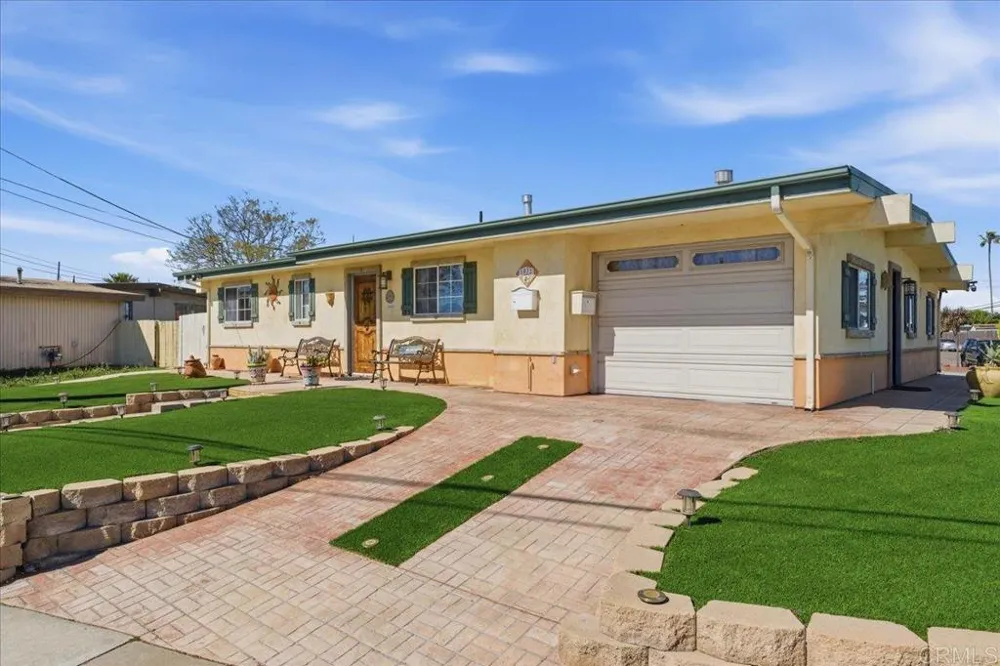 1032 Iris Ave Imperial Beach, CA 91932
