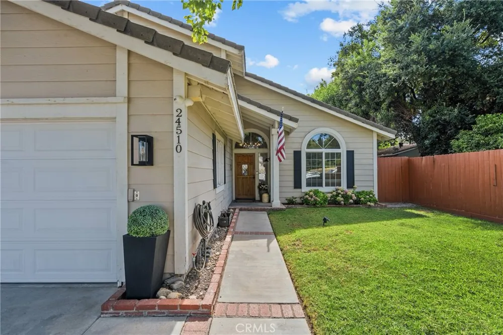 24510 Apple St. Newhall, CA 91321