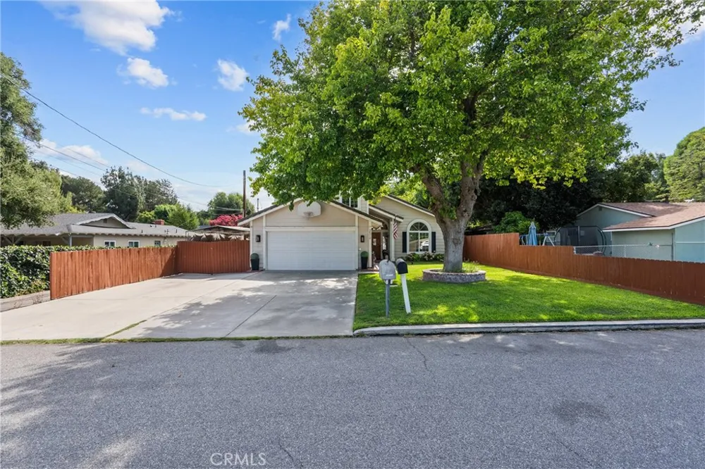 24510 Apple St. Newhall, CA 91321
