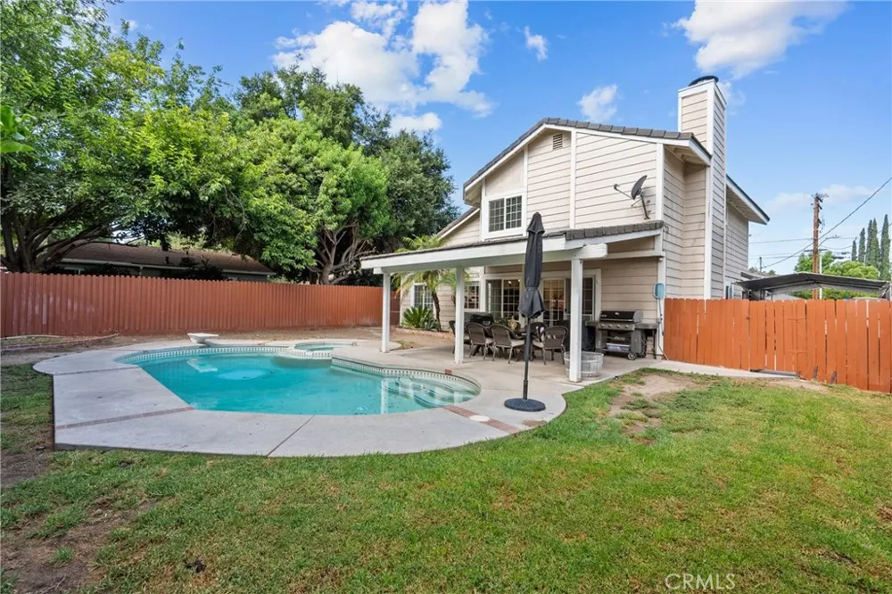 24510 Apple St. Newhall, CA 91321