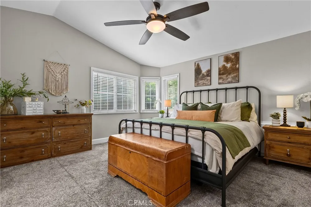24510 Apple St. Newhall, CA 91321