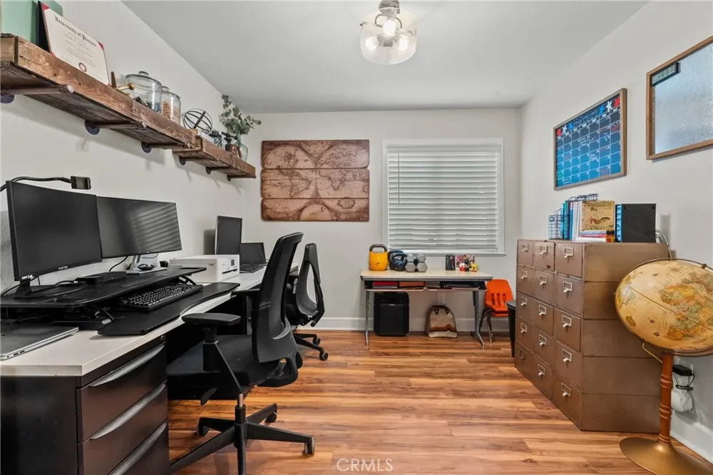 24510 Apple St. Newhall, CA 91321