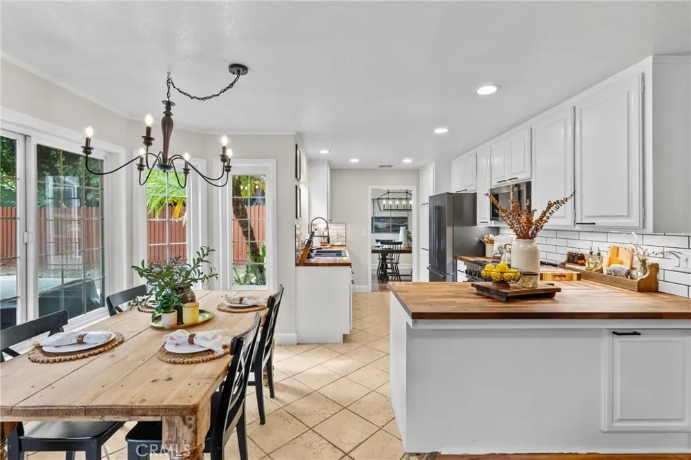 24510 Apple St. Newhall, CA 91321