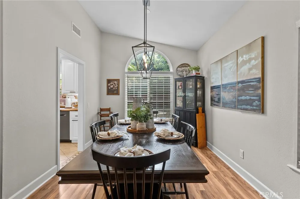 24510 Apple St. Newhall, CA 91321