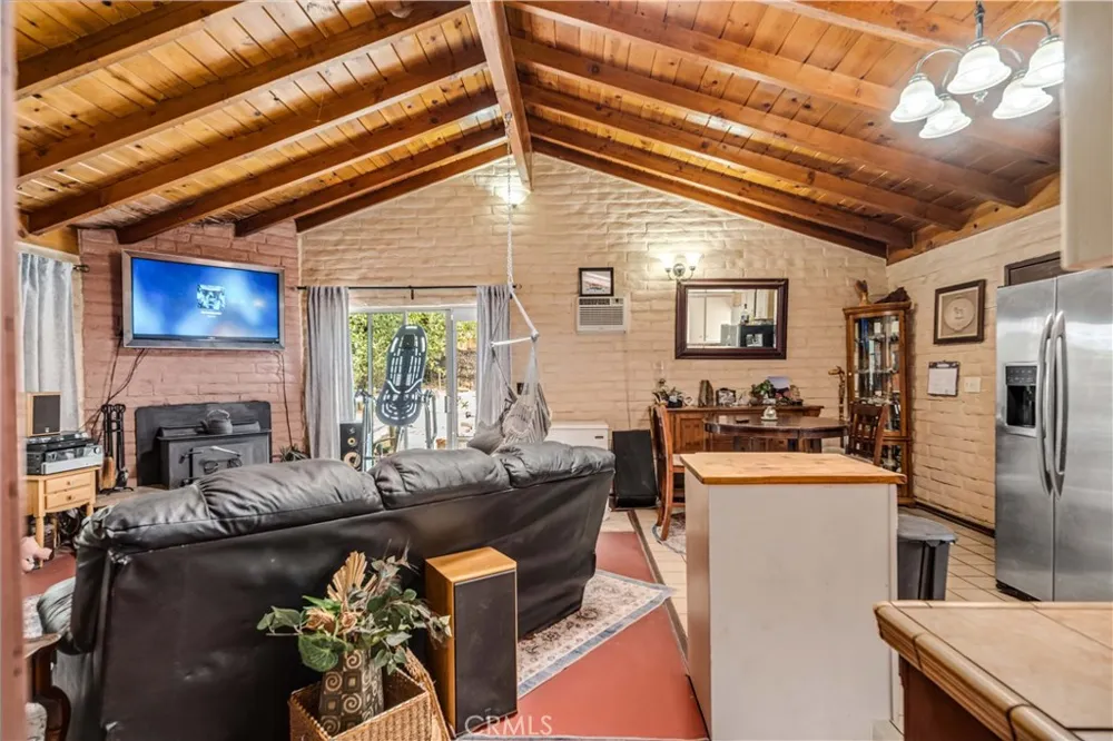 42766 Ranch Club Road Lake Hughes, CA 93532