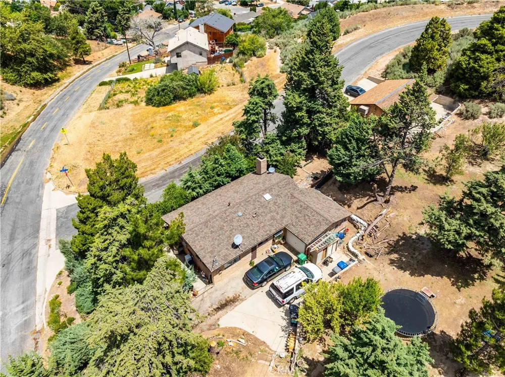 42766 Ranch Club Road Lake Hughes, CA 93532