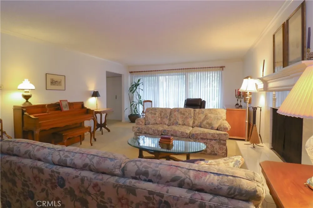 9455 Friendly Woods Whittier, CA 90605