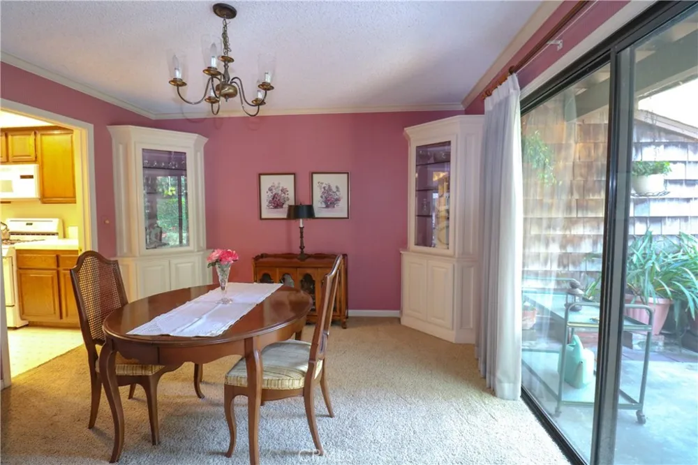 9455 Friendly Woods Whittier, CA 90605