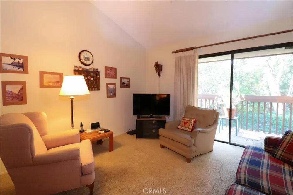 9455 Friendly Woods Whittier, CA 90605