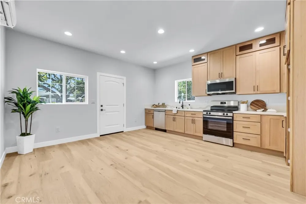 114 Cornell Ave #B Fullerton, CA 92831
