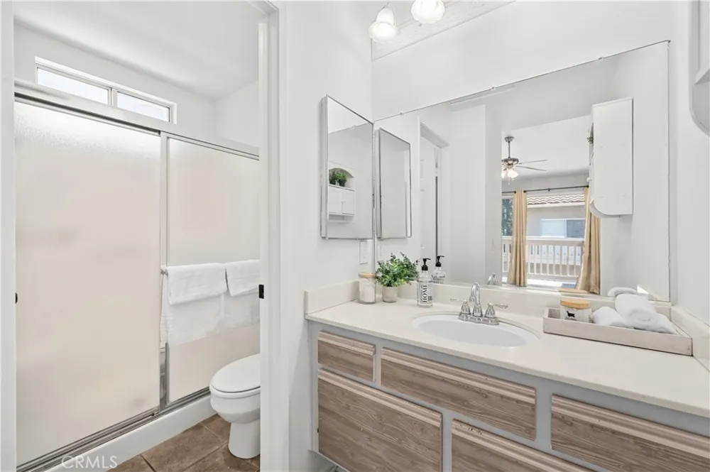 19015 Canyon Summit Lake Forest, CA 92679
