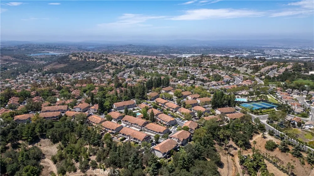 19015 Canyon Summit Lake Forest, CA 92679