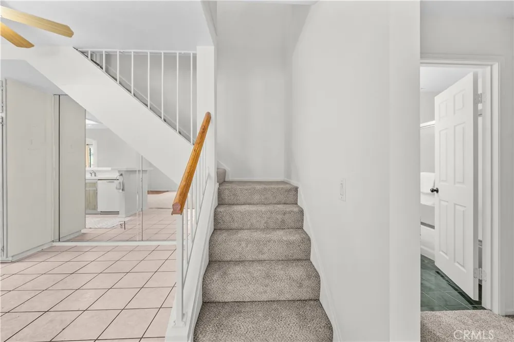 19015 Canyon Summit Lake Forest, CA 92679