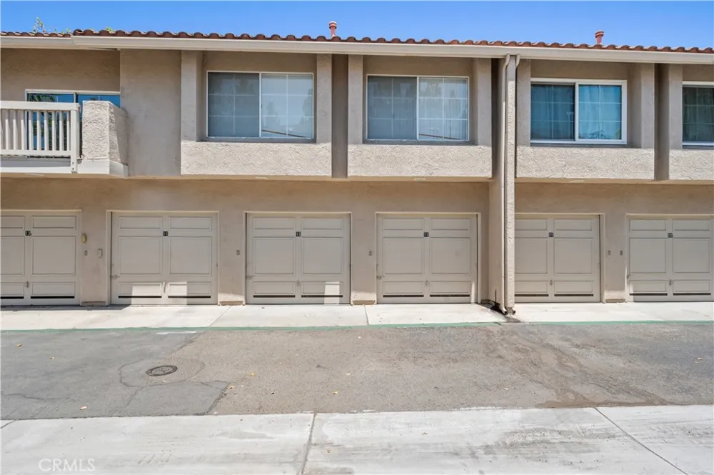 19015 Canyon Summit Lake Forest, CA 92679