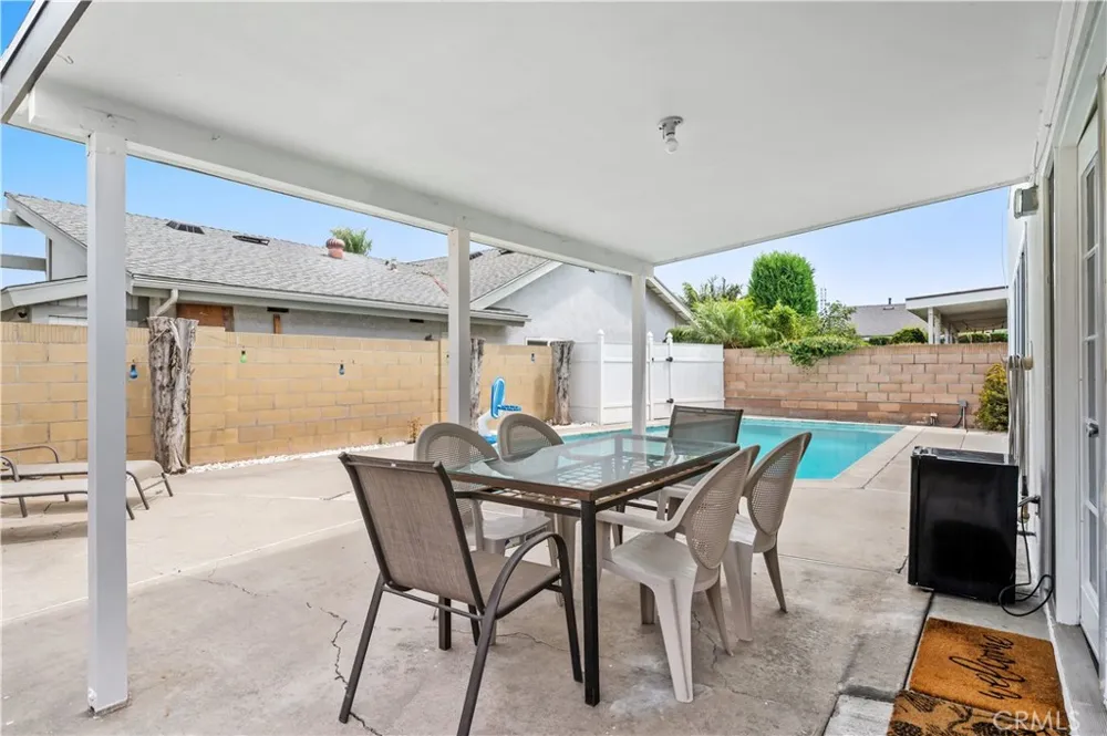 19518 Thornlake Avenue Cerritos, CA 90703