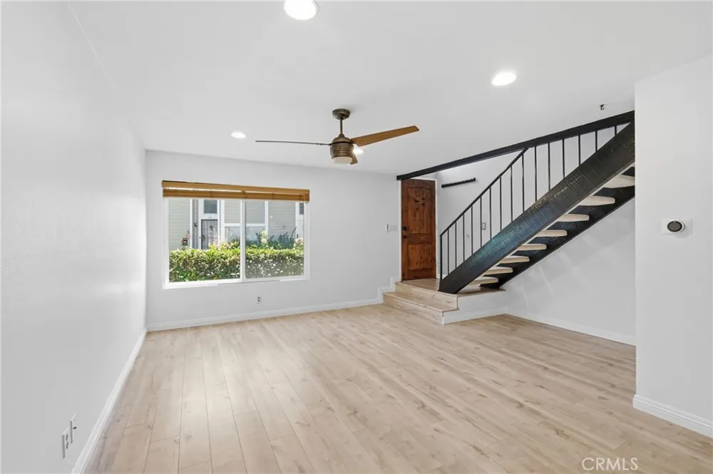 54 Oval Road Irvine, CA 92604