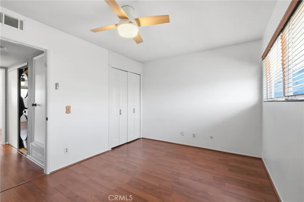 54 Oval Road Irvine, CA 92604