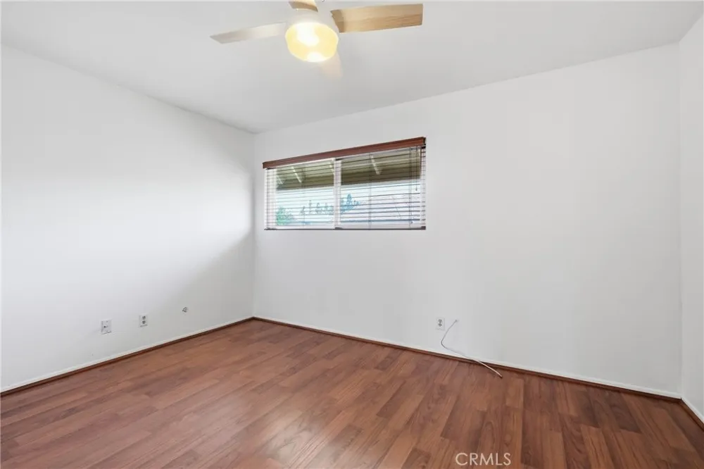 54 Oval Road Irvine, CA 92604