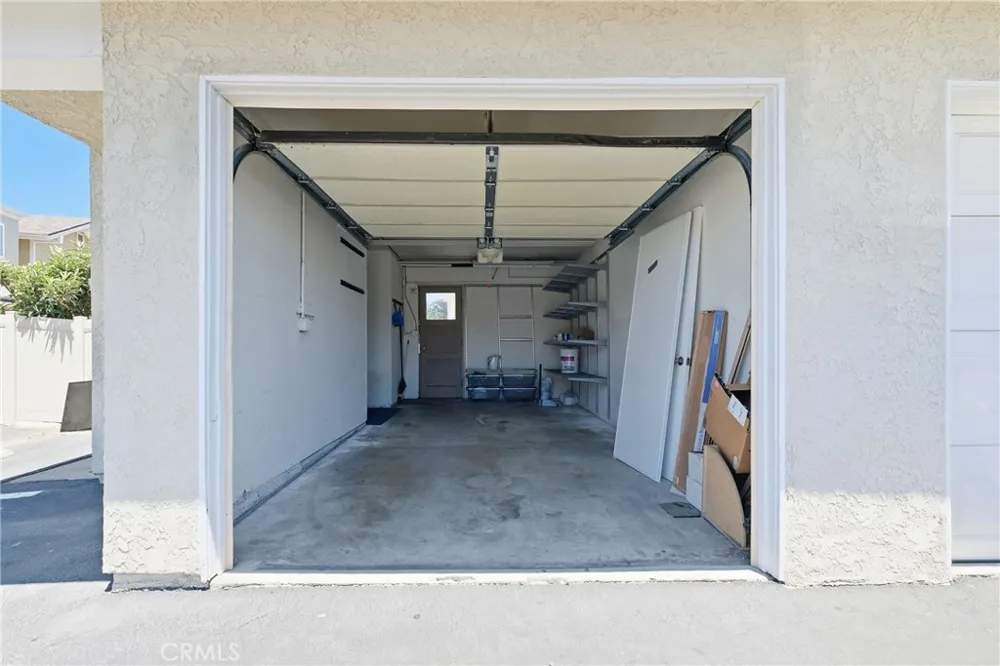54 Oval Road Irvine, CA 92604