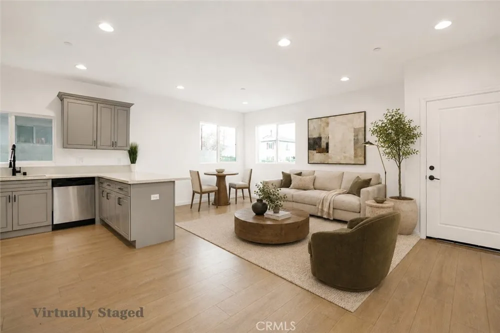 5729 Willow Crest Avenue #5729 North Hollywood, CA 91601