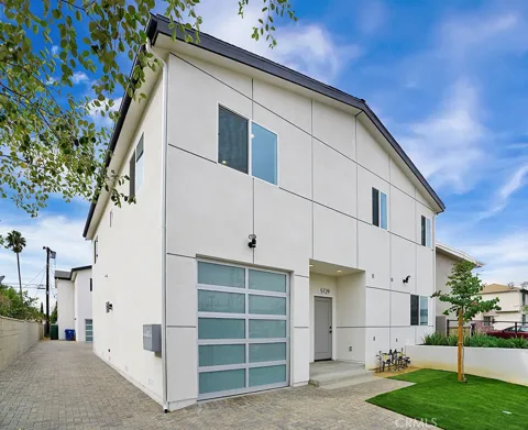 5729 Willow Crest Avenue #5729