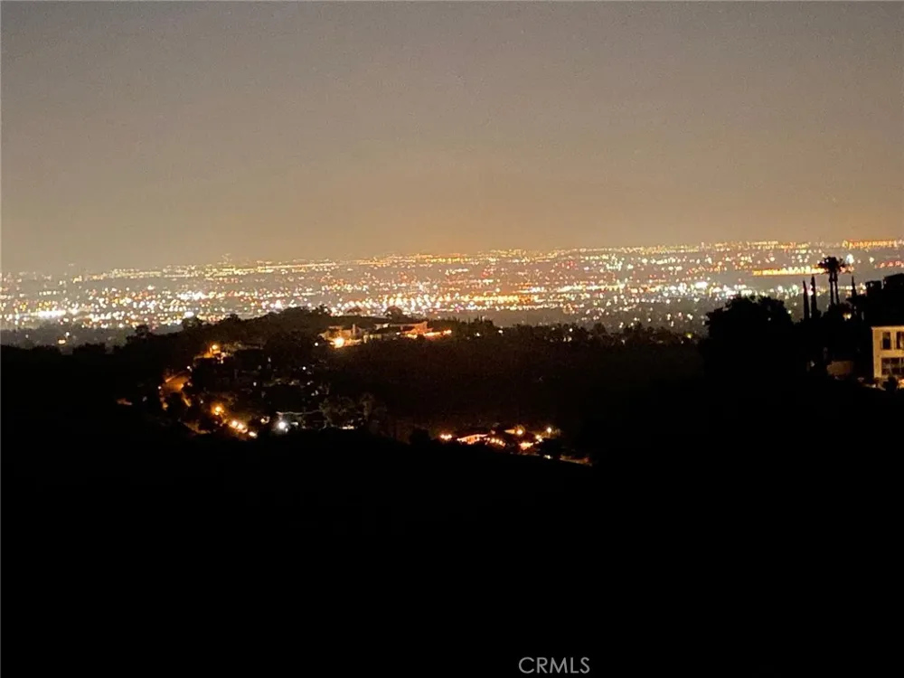 2572 Collinas Chino Hills, CA 91709