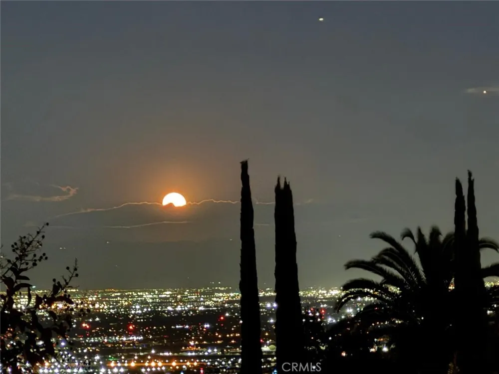 2572 Collinas Chino Hills, CA 91709