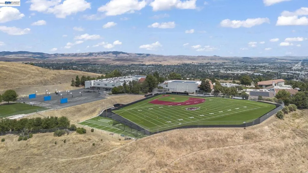 10706 Ian Ln Dublin, CA 94568