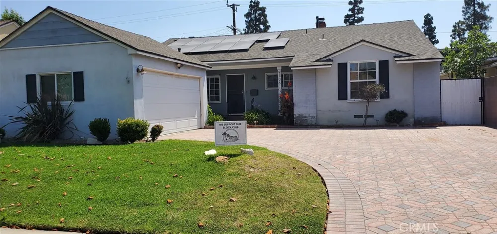 9406 S 10th Inglewood, CA 90305