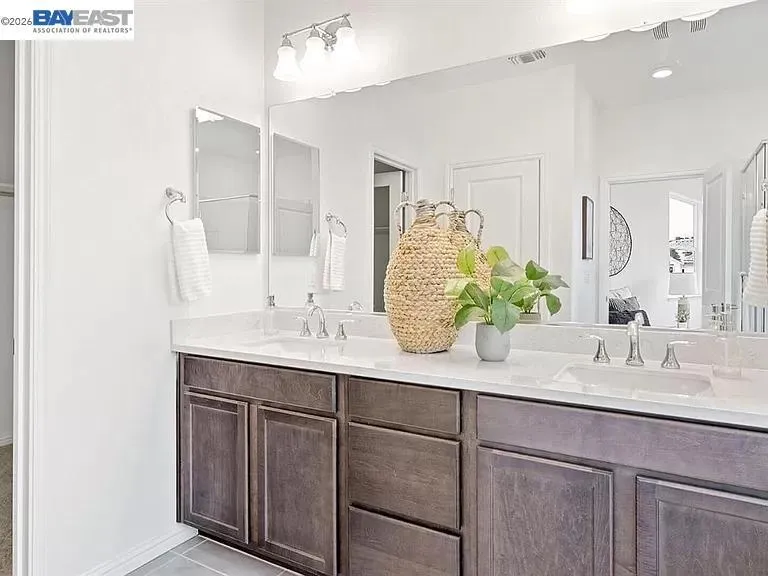 2789 Penrose Ln Lathrop, CA 95330