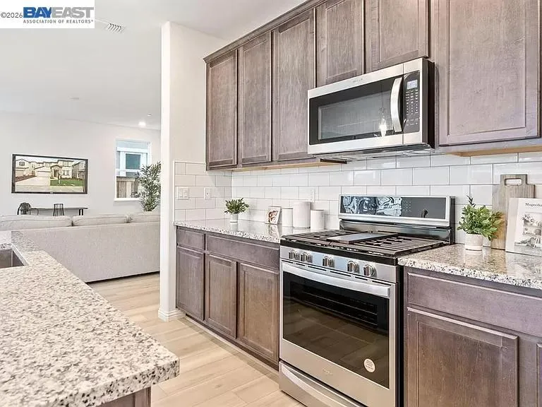 2789 Penrose Ln Lathrop, CA 95330
