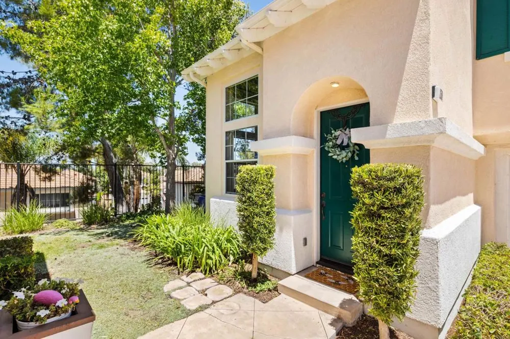 259 Lucia Way Oceanside, CA 92057