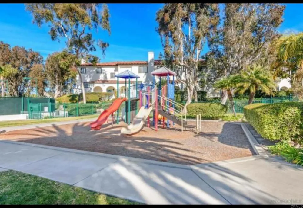 259 Lucia Way Oceanside, CA 92057