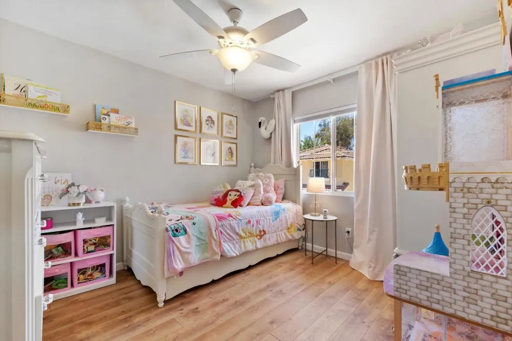 259 Lucia Way Oceanside, CA 92057